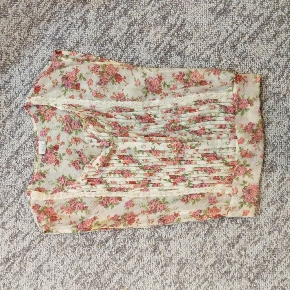 Sleeveless Blouse